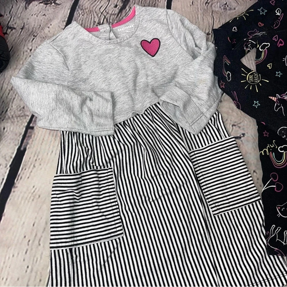 Youth dress bundle size 4/5 - Picture 5 of 6